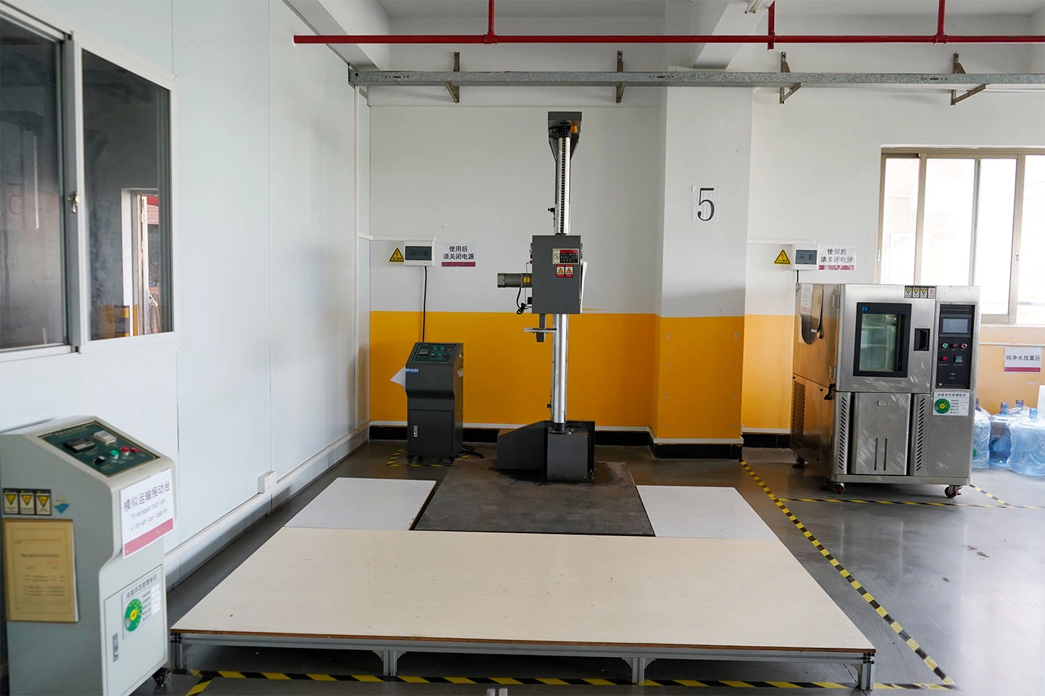 Drop Test Machine – Impact Resistance for Packaging Integrity